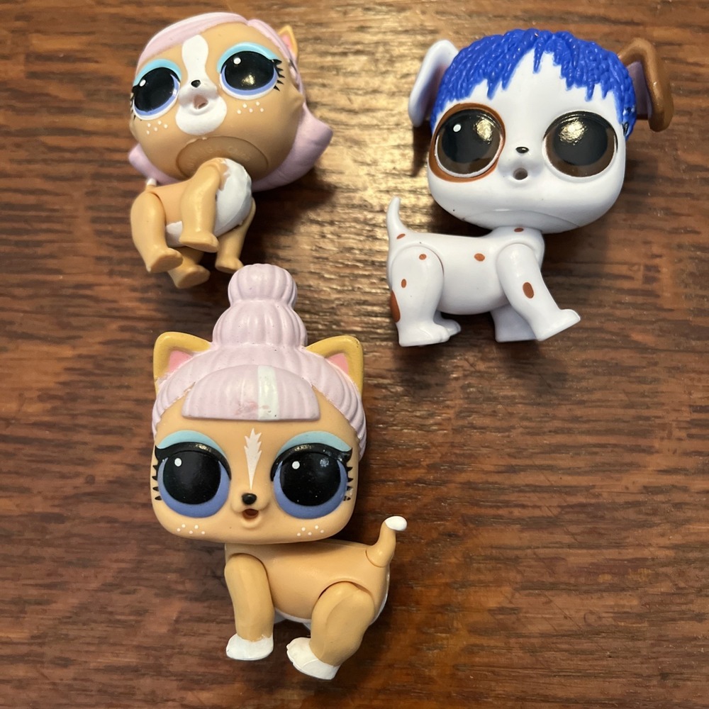 3 OMG LOL Surprise Pets Dolls 2 Cat 1 Dog